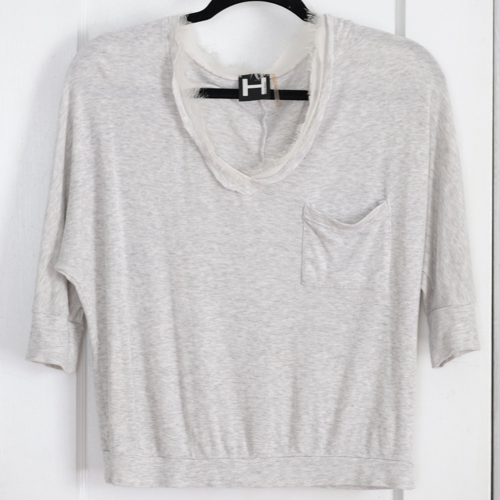 H by Bordeaux Relaxed Distressed U-Neck 3/4 shirt